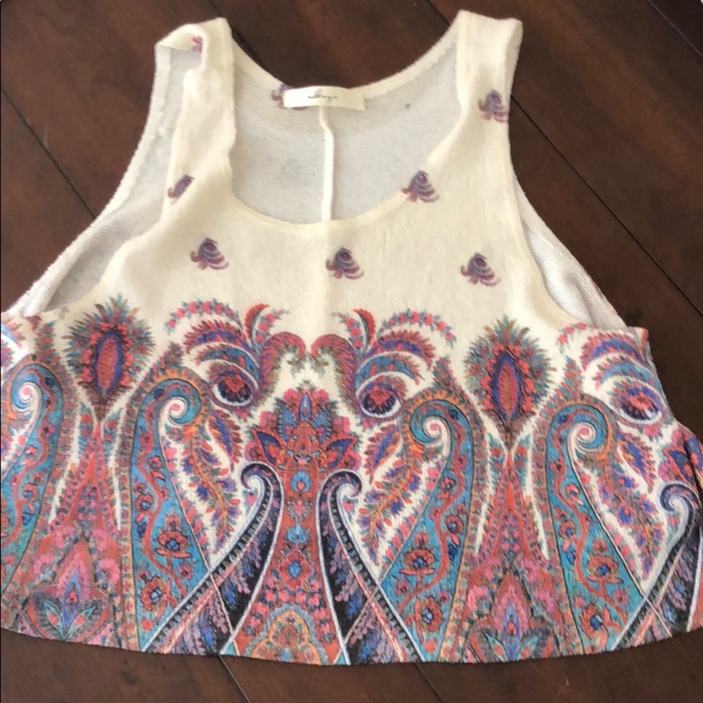 Crop top